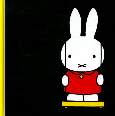 Cover for Dick Bruna · Miffy at the Playground - MIFFY (Gebundenes Buch) (2015)