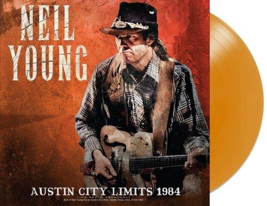 Austin City Limits 1984 (Yellow Transparent Vinyl) - Neil Young - Música - VINYL CHAMP - 8717662593321 - 5 de janeiro de 2024