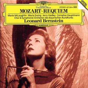 Mozart: Requiem - Bernstein Leonard / Bavarian R - Musik - POL - 0028942735323 - 21 november 2002