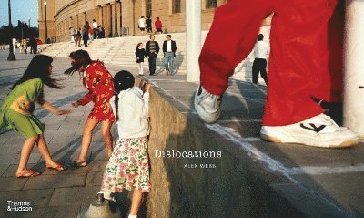Cover for Alex Webb · Alex Webb: Dislocations (Gebundenes Buch) (2023)