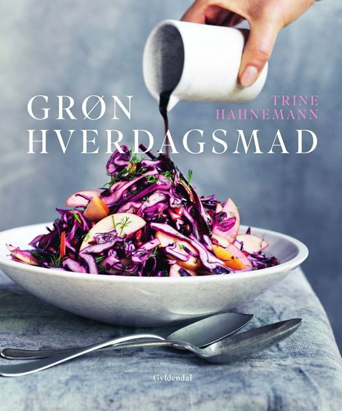 Cover for Trine Hahnemann · Grøn hverdagsmad (Innbunden bok) [1. utgave] (2021)