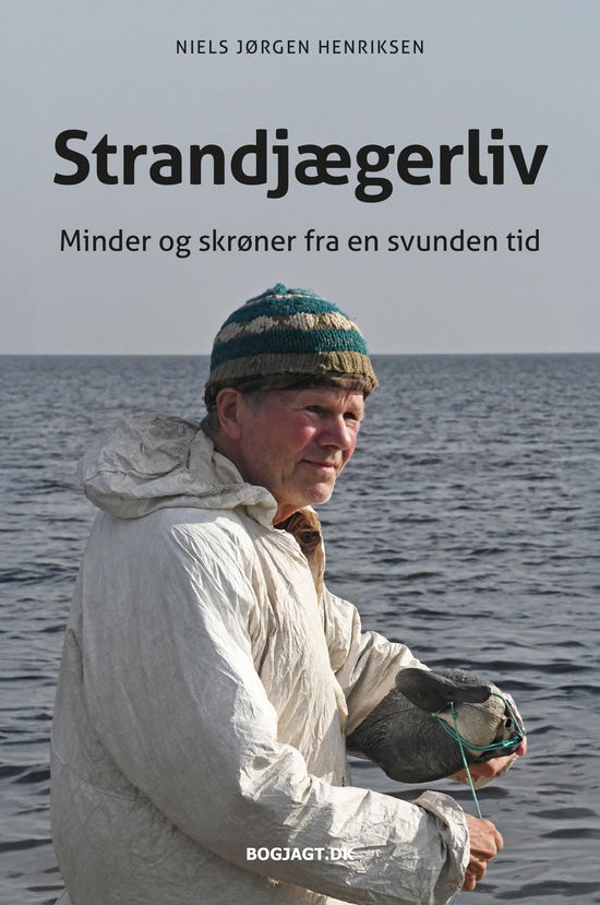 Niels Jørgen Henriksen · Strandjægerliv (Sewn Spine Book) (2024)