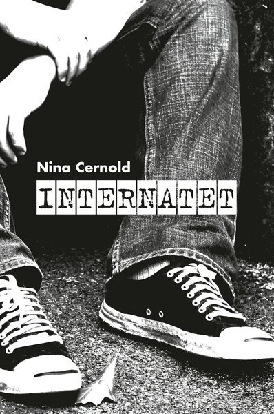 Cover for Nina Cernold · Internatet (Map) (2021)