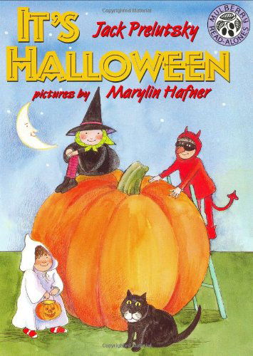 It's Halloween - Jack Prelutsky - Książki - HarperCollins - 9780688147334 - 20 września 1996