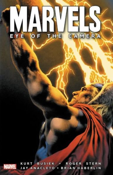 Marvels: Eye of the Camera - Kurt Busiek - Bøker - Marvel Comics - 9781302917340 - 16. juli 2019