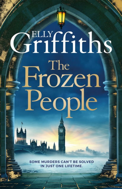 Cover for Elly Griffiths · The Frozen People: An Ali Dawson Mystery (Paperback Book) (2025)