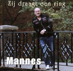 Cover for Mannes · Zij Draagt Een Ring (SCD) (2014)