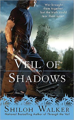 Cover for Shiloh Walker · Veil Of Shadows (Paperback Book) (2010)