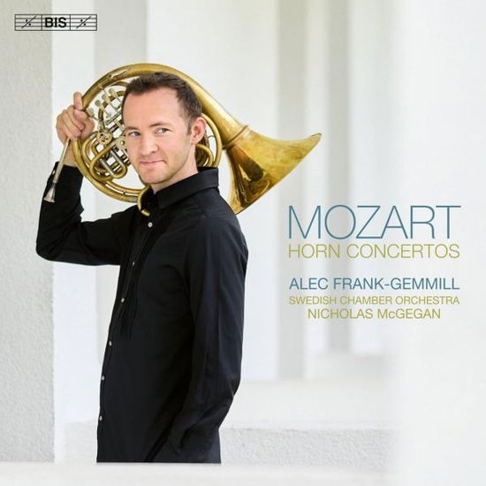 Cover for Nicholas McGegan · Mozart: Horn Concertos (CD) [Digipak] (2024)