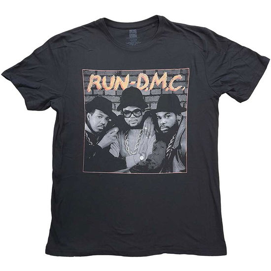 Run DMC Unisex T-Shirt: B&W Photo - Run DMC - Merchandise -  - 5056561025360 - February 24, 2022