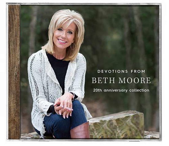 Devotions from Beth Moore 20th Anniversa - Beth Moore - Audio Book - INTERVARSITY PRESS - 9781430043362 - March 1, 2015