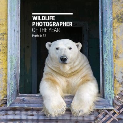 Cover for Rosamund Kidman Cox · Wildlife Photographer of the Year: Portfolio 32 (Hardcover Book) (2022)