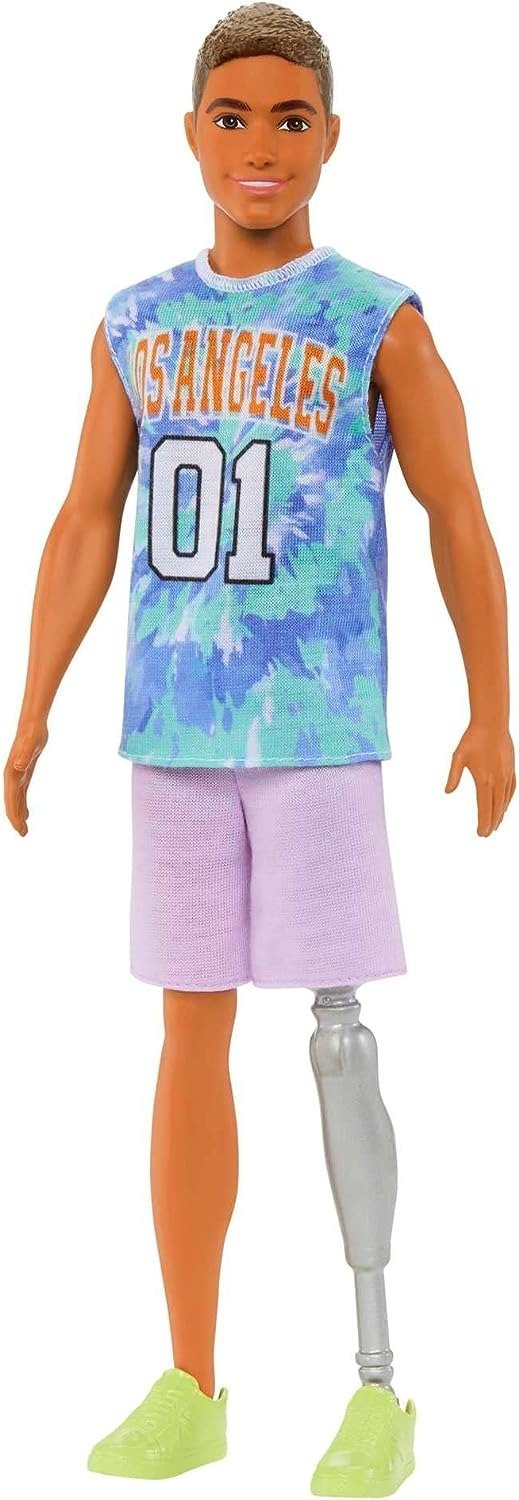 Cover for Barbie · Ken Fashionista with Jersey and Prosthetic Leg (MERCH) (2024)