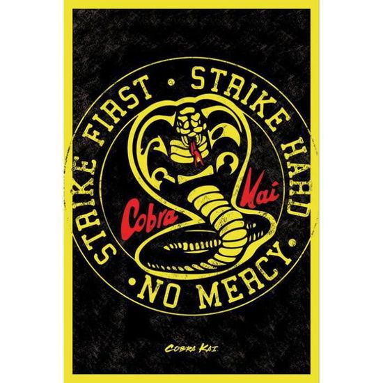 Cover for Cobra Kai: Pyramid · Emblem (Poster Maxi 61X91,5 Cm) (MERCH)