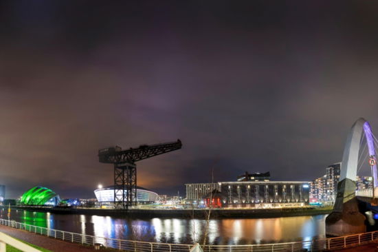 Glasgow Harbour - Graeme Smith - Books - Amberley Publishing - 9781398122376 - April 15, 2025