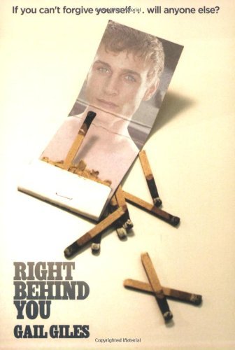 Cover for Gail Giles · Right Behind You (Paperback Book) [Reprint edition] (2008)