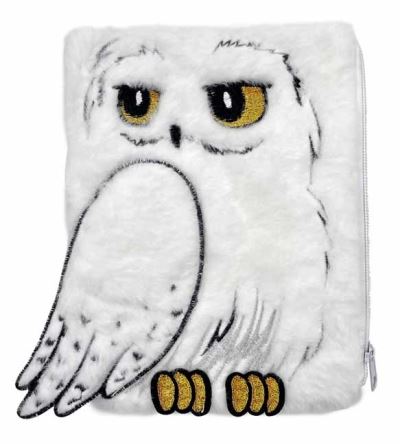 Harry Potter: Hedwig Plush Accessory Pouch - Insight Editions - Kirjat - Insight Editions - 9798886635379 - tiistai 23. tammikuuta 2024