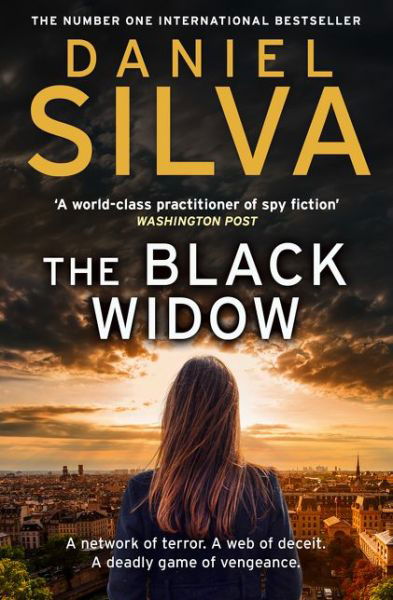 The Black Widow - Daniel Silva - Libros - HarperCollins Publishers - 9780007552382 - 13 de julio de 2017