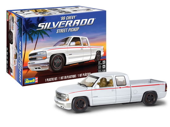 1999 Chevy Silverado Street Pickup ( 14538 ) - Revell - Merchandise -  - 0031445145384 - 