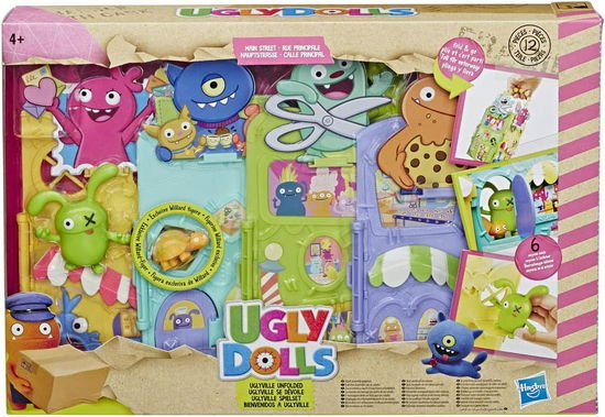 Cover for Ugly Dolls E4521Eu40 Main Street Uglyvil (Legetøj)