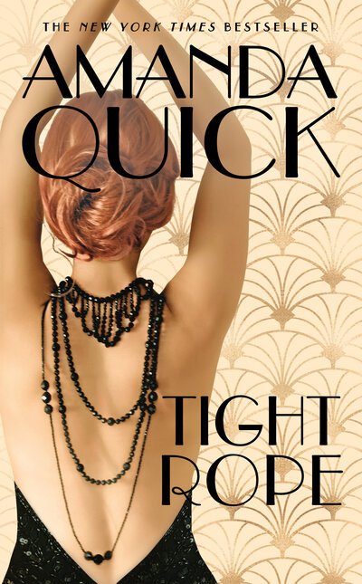 Cover for Amanda Quick · Tightrope (Paperback Bog) (2020)