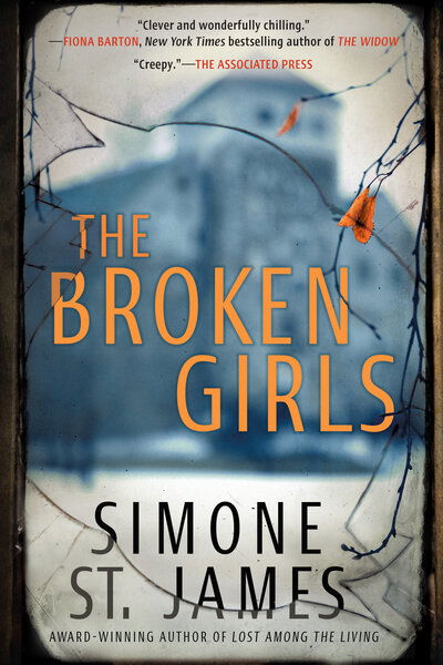 Cover for Simone St. James · The Broken Girls (Paperback Book) (2018)