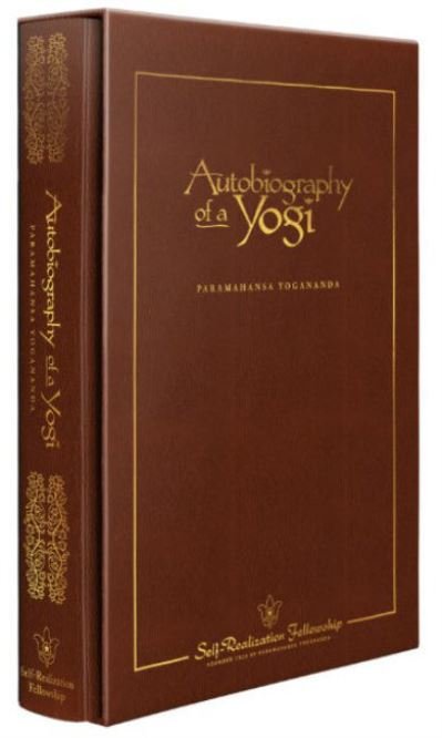 Cover for Yogananda, Paramahansa (Paramahansa Yogananda) · Autobiography of a Yogi - Deluxe 75th Anniversary Edition: Deluxe Slip-Cased Hardback (Hardcover bog) (2021)