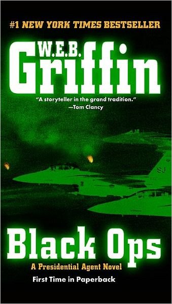 Cover for W E B Griffin · Black Ops (Paperback Bog) (2010)