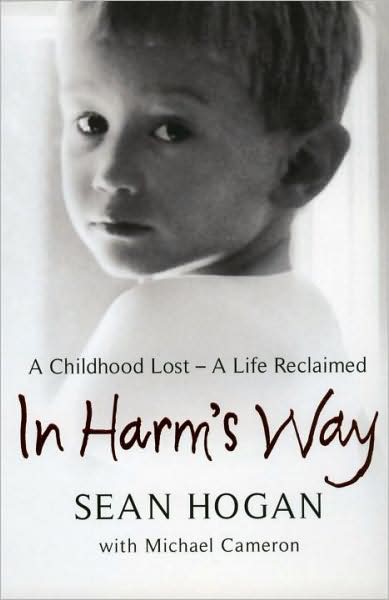 Cover for Michael Cameron · In Harm's Way (Paperback Book) (2008)