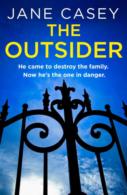 Cover for Jane Casey · The Outsider (Pocketbok) (2024)