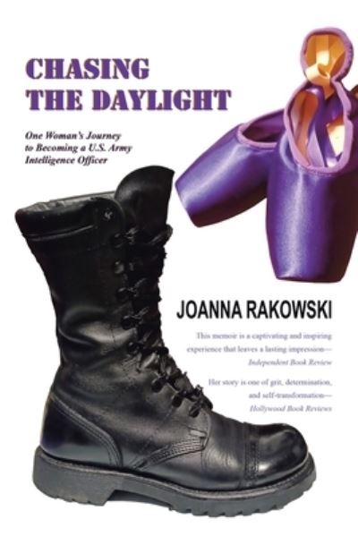 Cover for Joanna Rakowski · Chasing the Daylight (Book) (2023)