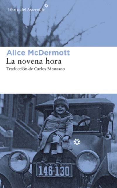 Cover for Alice McDermott · Novena Hora, La (Paperback Bog) (2019)