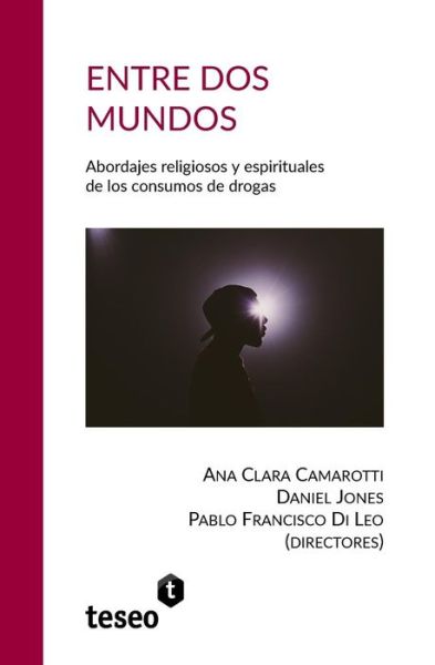 Cover for Contributor Daniel Jones · Entre dos mundos (Paperback Book) (2017)