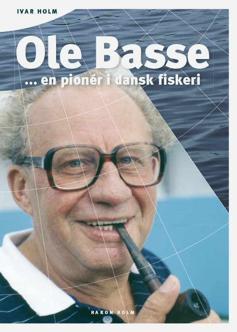 Ivar Holm · Ole Basse (Sewn Spine Book) [2. Painos] (2024)
