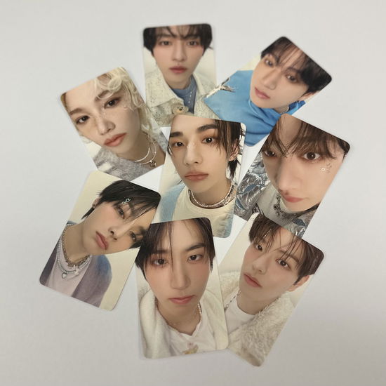 Cover for STRAY KIDS · SKZ 5'Clock - 5th Fanmeeting (Cartão fotográfico) [Complete Set edition] (2025)