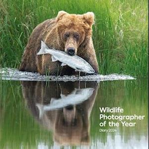 Cover for Wildlife Photographer of the Year: Desk Diary 2024 (Hardcover Book) (2023)