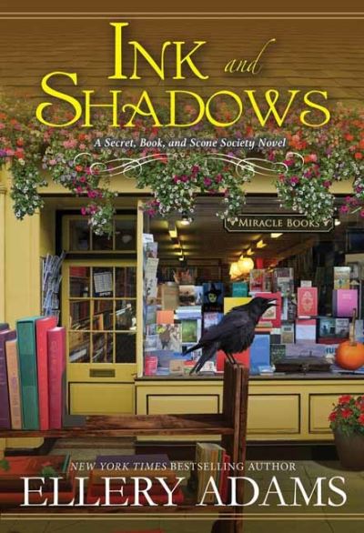 Cover for Ellery Adams · Ink and Shadows: A Witty and Page-Turning Southern Cozy Mystery (Inbunden Bok) [Ed edition] (2021)