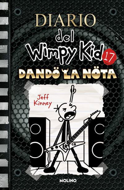 Dando la Nota / Diper Överlöde - Jeff Kinney - Livros - Penguin Random House Grupo Editorial - 9781644737415 - 21 de fevereiro de 2023