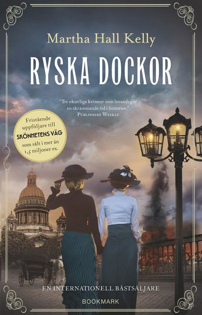 Cover for Martha Hall Kelly · Ryska dockor (Paperback Book) (2022)