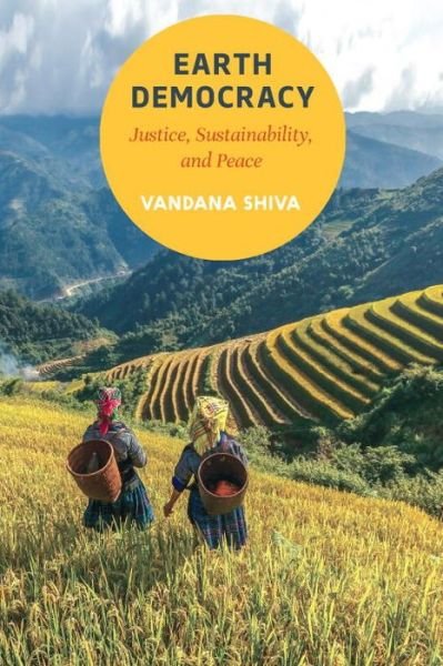 Cover for Vandana Shiva · Earth Democracy (Pocketbok) (2015)