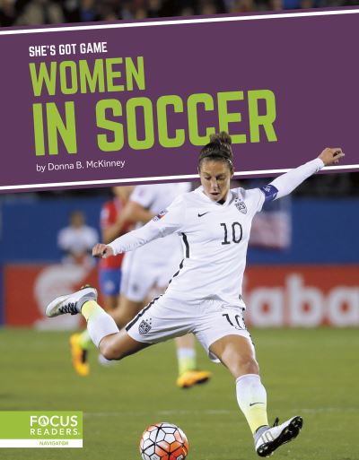 Cover for Donna B. McKinney · She's Got Game: Women in Soccer (Paperback Book) (2020)