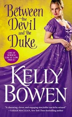 Cover for Kelly Bowen · Between the Devil and the Duke - A Season For Scandal (Pocketbok) (2017)