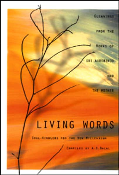 Living Words - The Mother - Books - Lotus Press - 9780910261425 - November 1, 2000