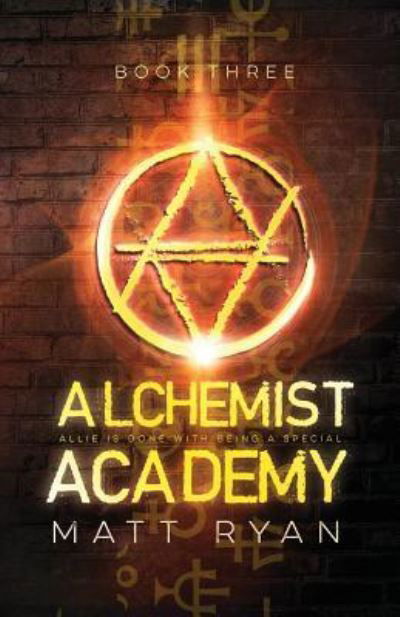Cover for Matt Ryan · Alchemist Academy (Paperback Book) (2016)