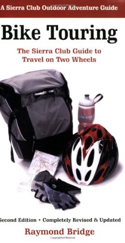 Bike Touring: The Sierra Club Guide to Travel on Two Wheels - Raymond Bridge - Livros - Counterpoint - 9781578051427 - 12 de maio de 2009