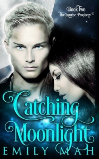 Cover for Emily Mah · Catching Moonlight (Paperback Book) (2019)