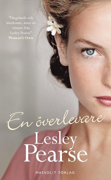 Cover for Lesley Pearse · En överlevare (Paperback Book) (2017)