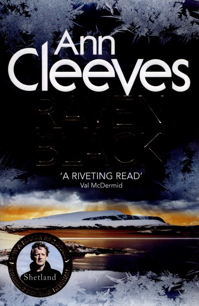 Cover for Cleeves · Raven Black (Paperback Book) [New edition] (2015)