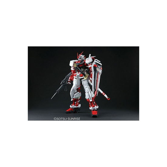 Cover for Gundam · Perfect Grade - Astray Red Frame 1/60 - M (Zabawki)