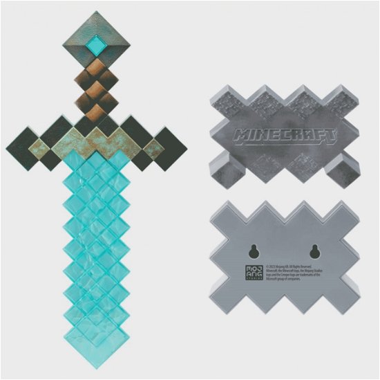 Minecraft Diamond Sword Collector Replica - Minecraft - Merchandise - MINECRAFT - 0849421009441 - November 30, 2023